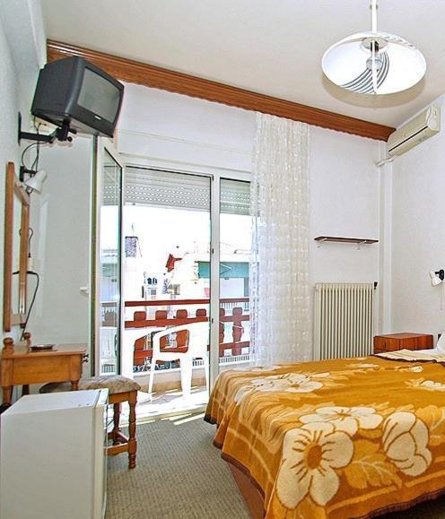 Hotel Helios Paralía エクステリア 写真