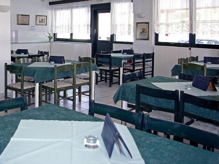 Hotel Helios Paralía エクステリア 写真