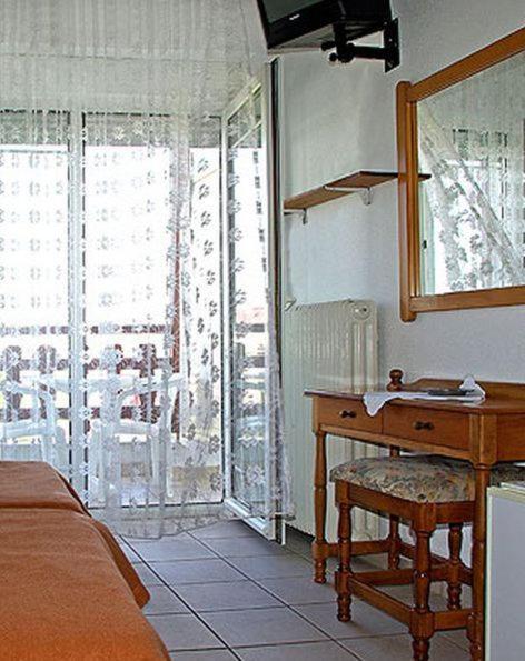 Hotel Helios Paralía エクステリア 写真